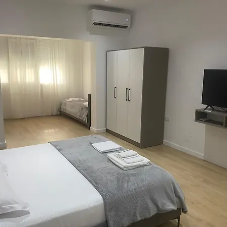 Malaj 2 * Vlora